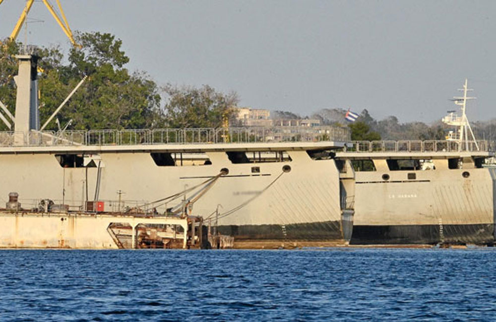 Four shot dead on US-registered speedboat by border guards, Cuba says