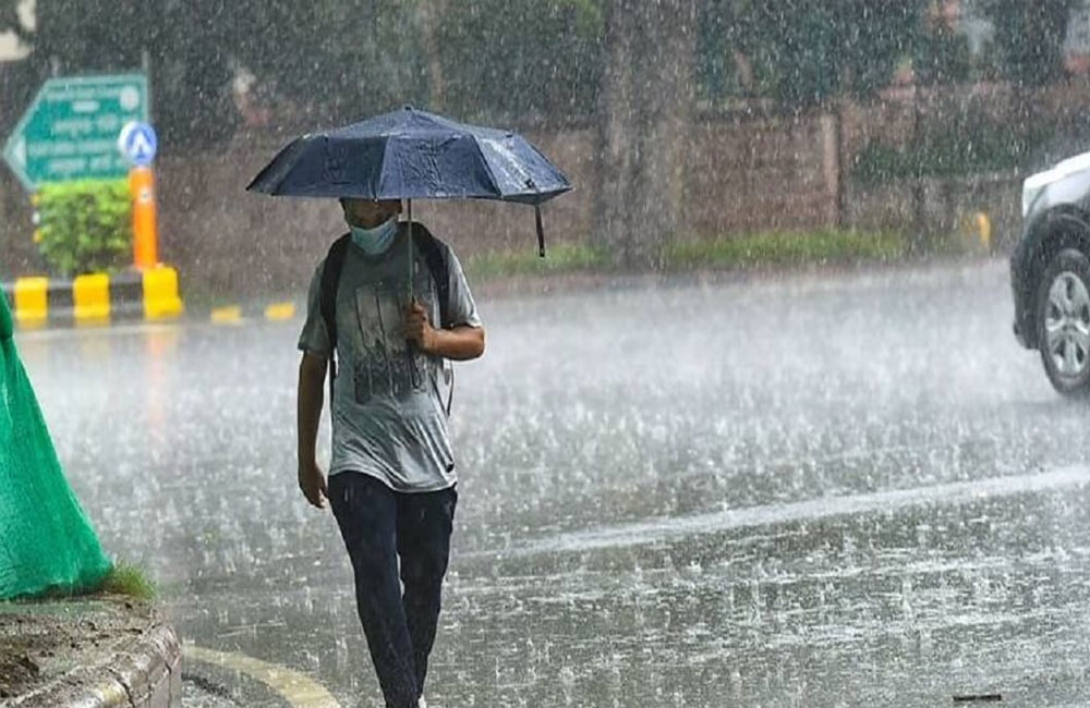 Rain Forecast for Several Regions as Sea Conditions Turn Rough Along Western Coast