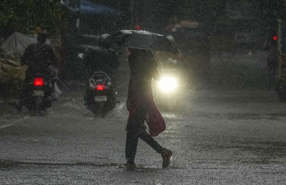 Several Spells of Showers Expected Across Multiple Provinces Today