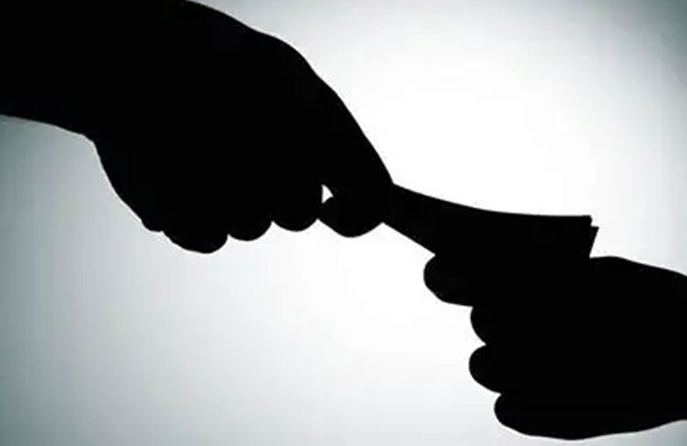 Wattala Pradeshiya Sabha Officer Held Over Alleged Rs. 50,000 Bribe