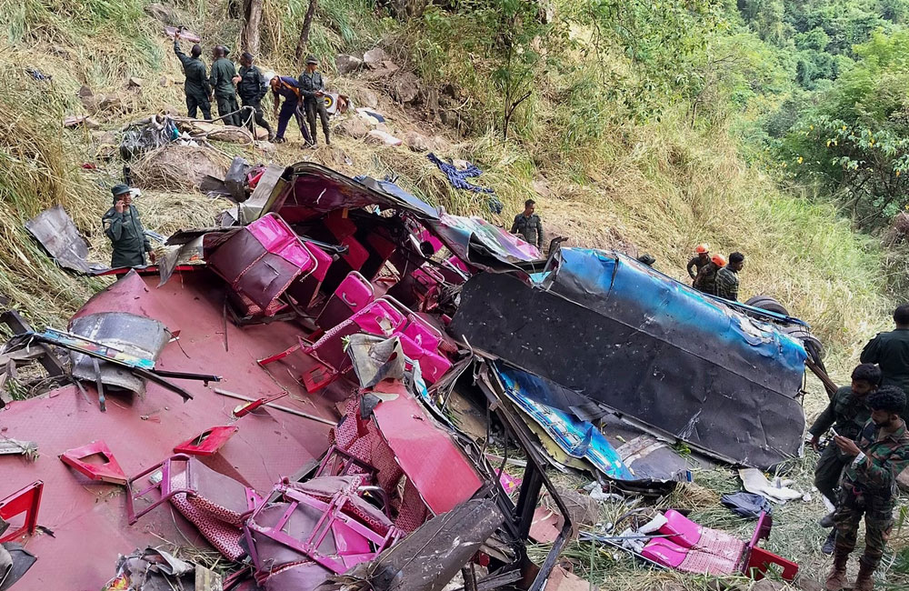 Owner of Ella Bus Involved in Accident Taken into Custody
