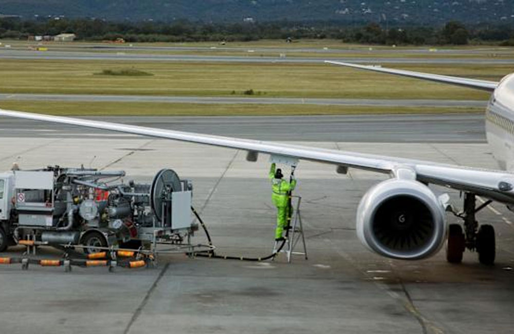 EU airline industry warns of fuel shortages if Strait of Hormuz stays closed