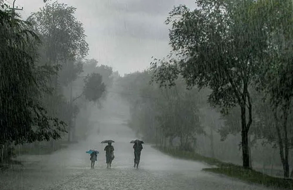 Ampara Records Highest Rainfall as Several Reservoirs Continue to Spill