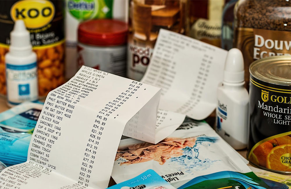 Rising inflation crushes Sri Lankan household budgets