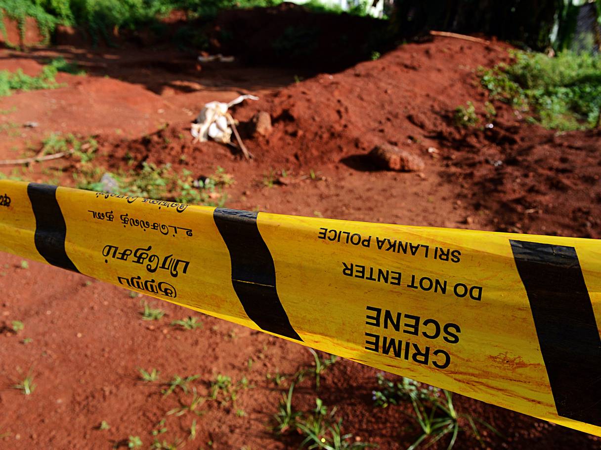 sri lanka mass graves 2