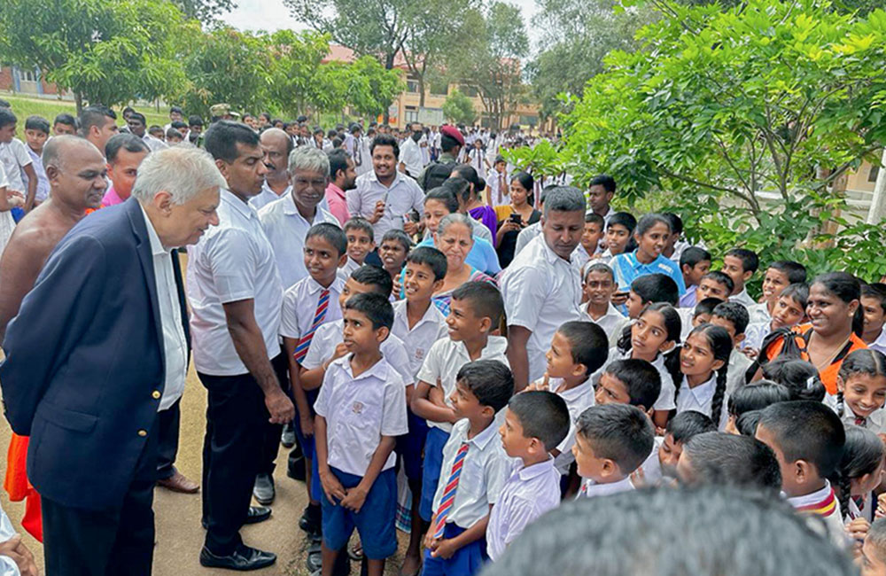 President Engages with Students and Teachers at Pallegama Madhya Maha Vidyalaya, Wilgamuwa