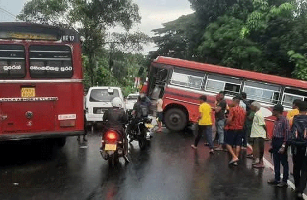 Bus Crash in Warakapola: 40 Injured, 1 in Critical Condition