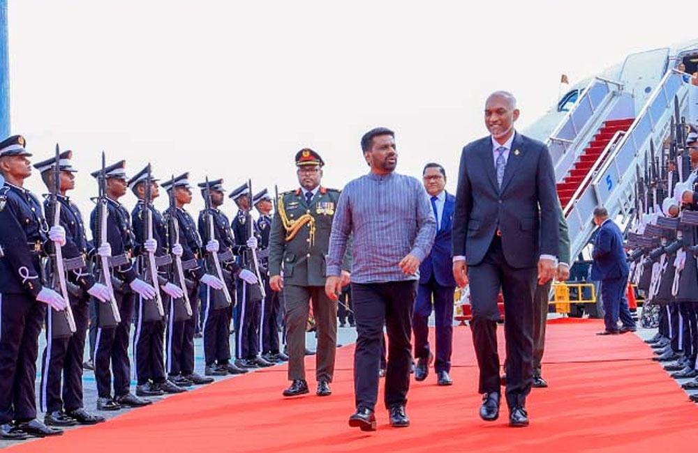 President Arrives in the Maldives