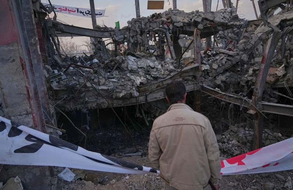 US service member missing after Iran shot down fighter jet has been rescued