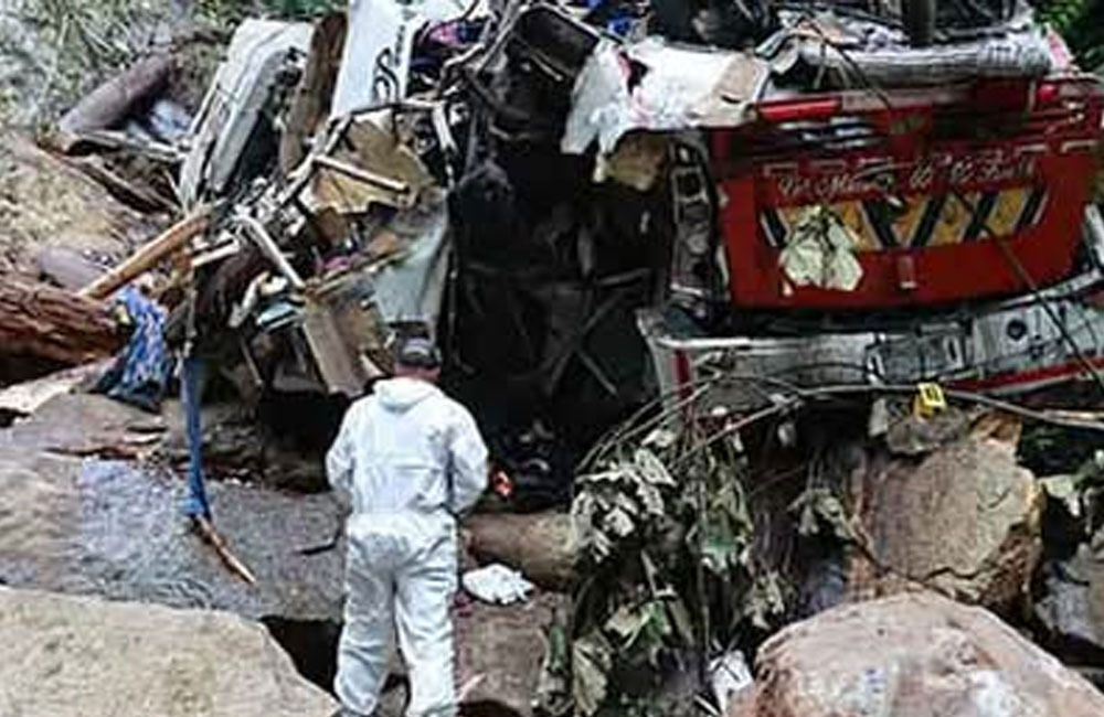 School Bus Plunges Off Cliff in Colombia, 17 Dead and 20 Injured
