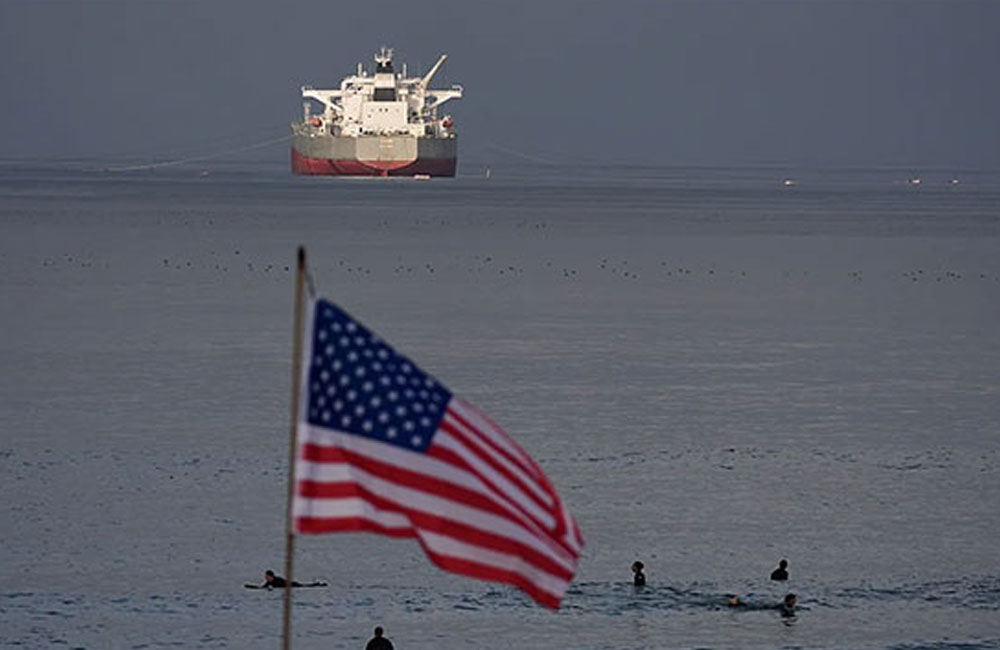 US allows countries to buy Russian oil stranded at sea for 30 days