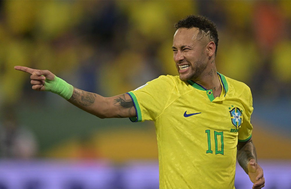 Neymar back in Brazil squad for fourth World Cup