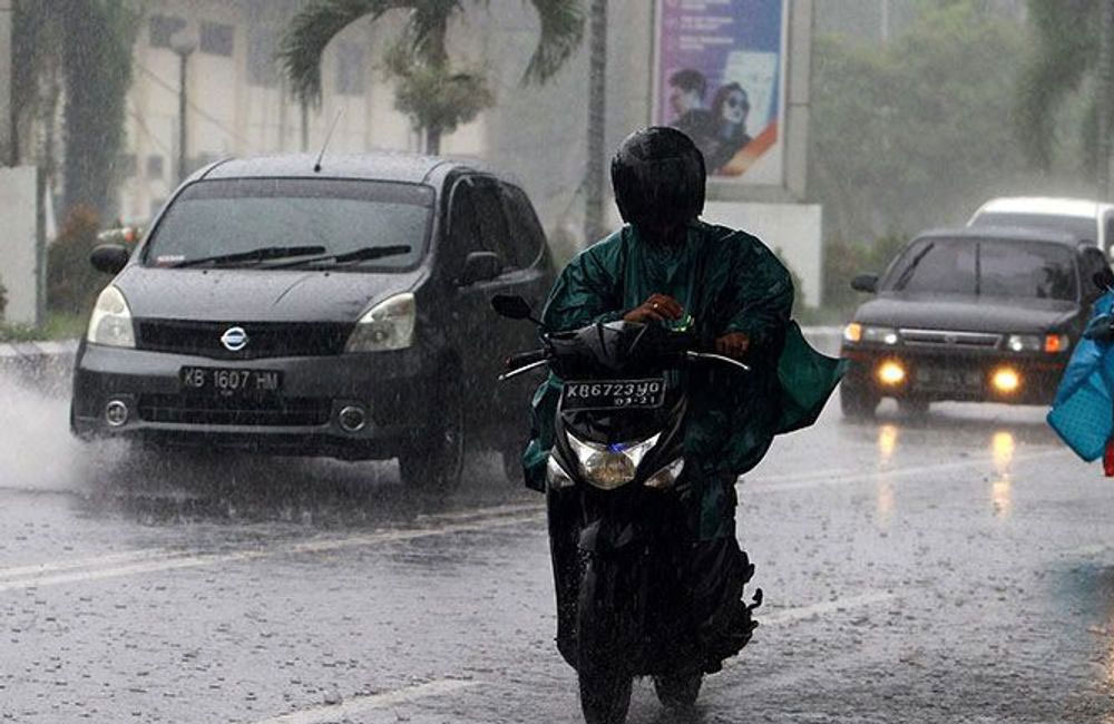 Showers Forecast Across Several Provinces as Met Department Warns of Strong Winds