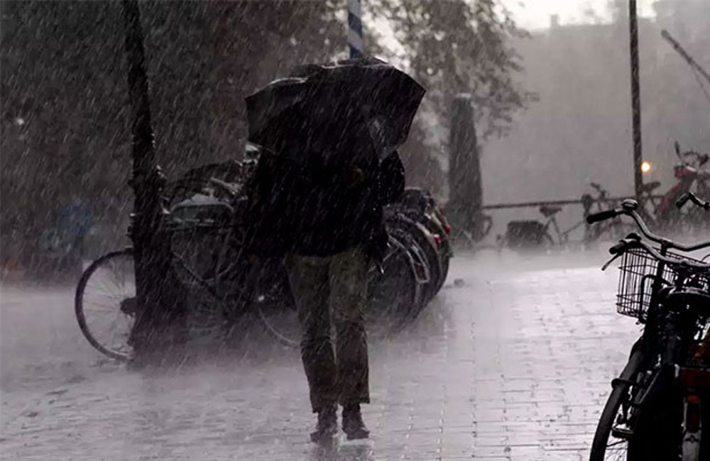 Met Department warns of intensified rains and strong winds across Sri Lanka