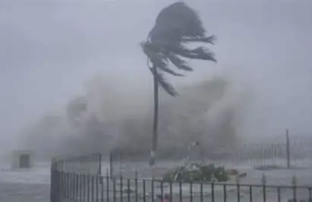 India Issues Red Alert as Cyclone “Ditwah” Targets Tamil Nadu Coast