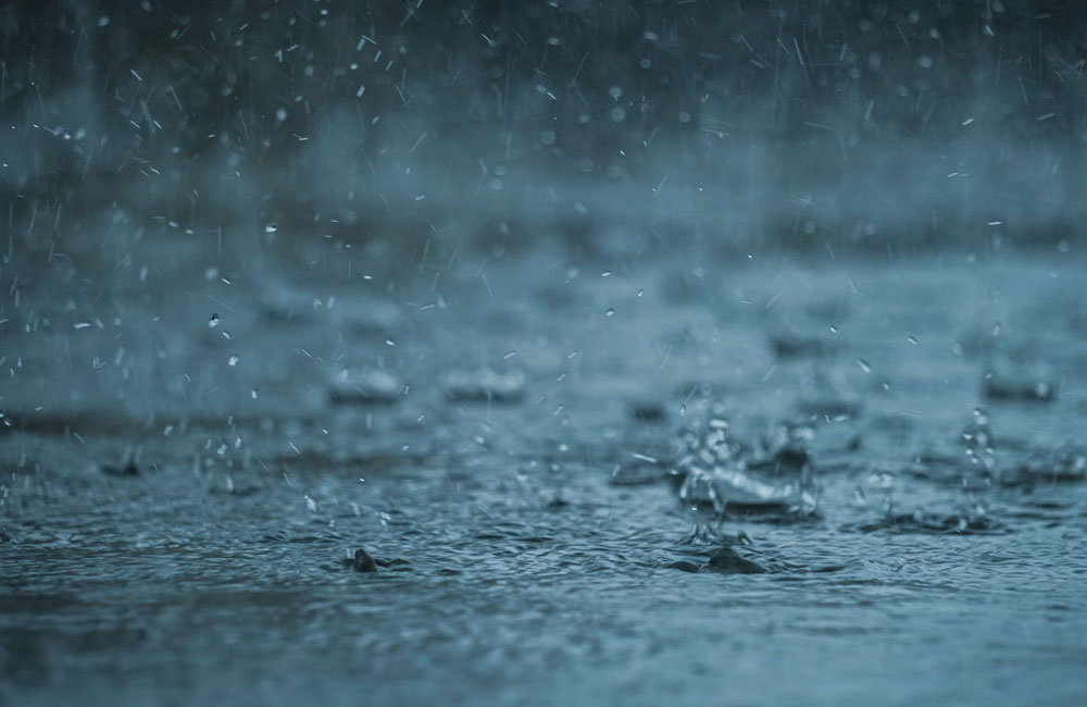 Afternoon Thundershowers and Heavy Rain Expected Across Sri Lanka, Public Urged to Remain Vigilant