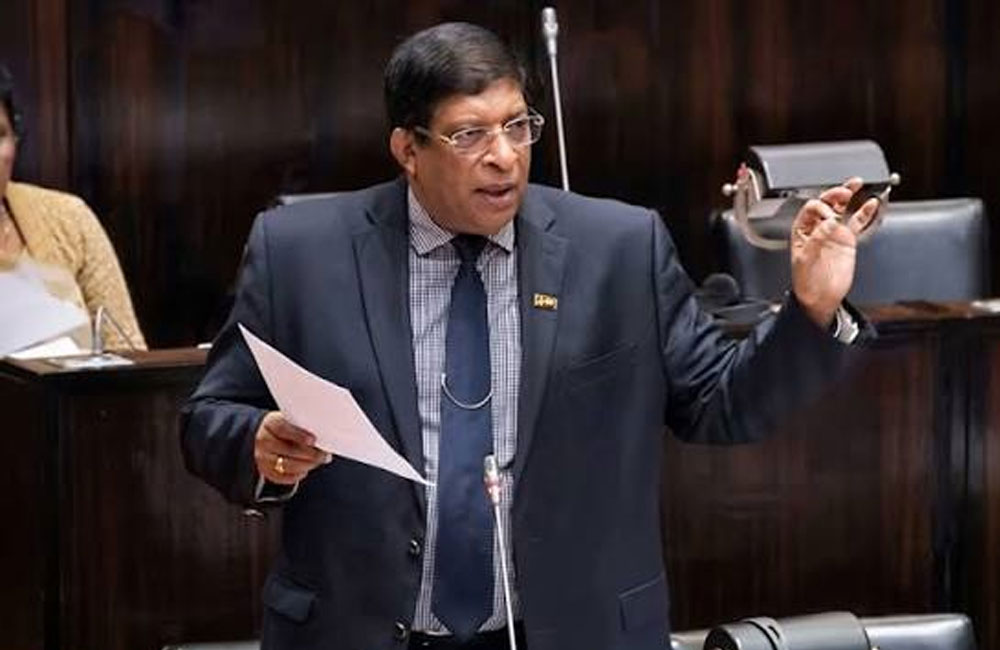 Ravi urges govt. to disclose full reserve metrics and Middle East shock scenarios