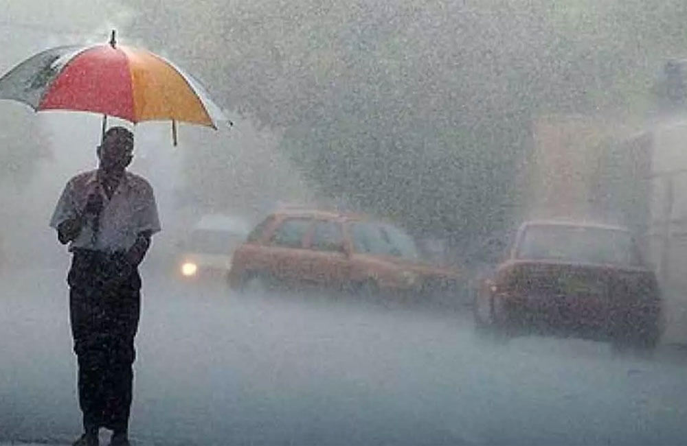 Red Rain Warning Issued as Heavy Showers Threaten Multiple Provinces in Sri Lanka