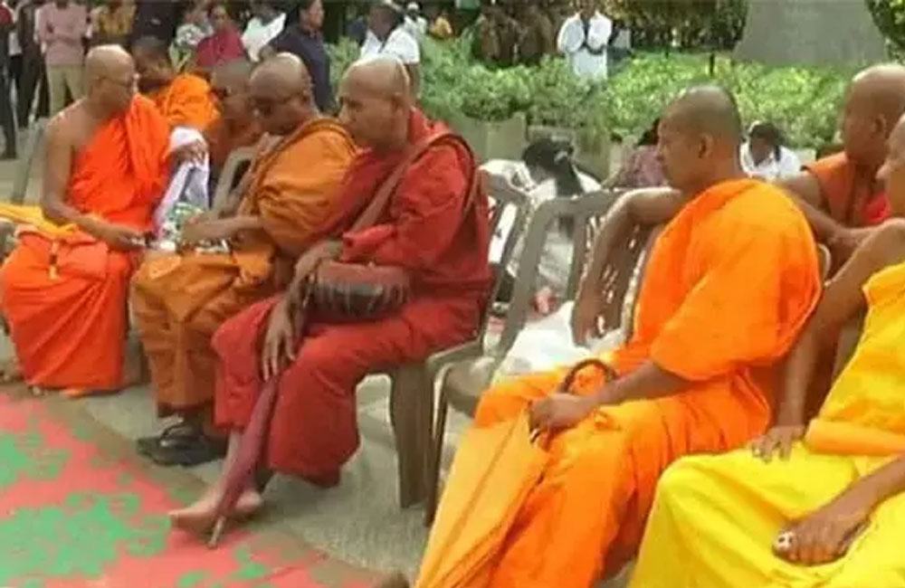 Buddhist Monks’ Protest for Gnanasara Thero’s Release Enters Seventh Day