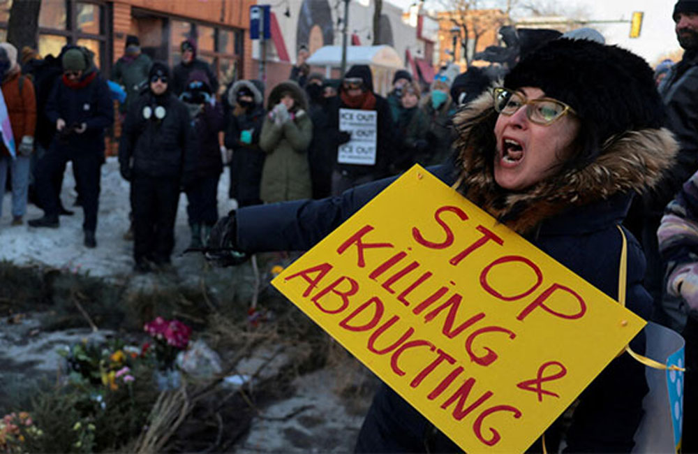 Obama, Clinton say killings by immigration agents should be wake-up call for US