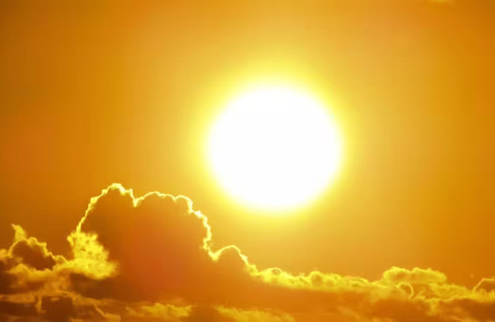 Overhead Sun at Noon and Afternoon Showers Forecast Across Sri Lanka