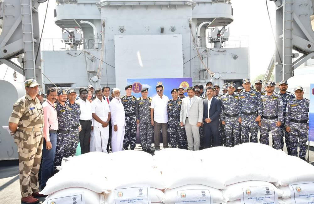 Tamil Nadu Sends 950 Metric Tonnes of Relief Aid to Cyclone-Hit Sri Lanka