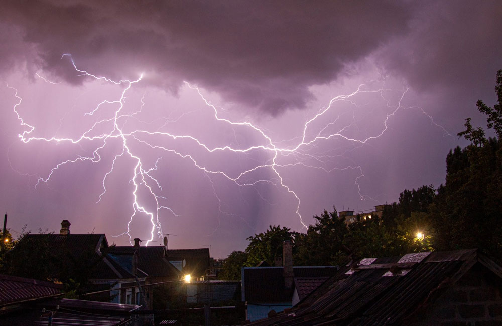 Thunderstorm Warning Issued for Multiple Districts, Met Department Alerts
