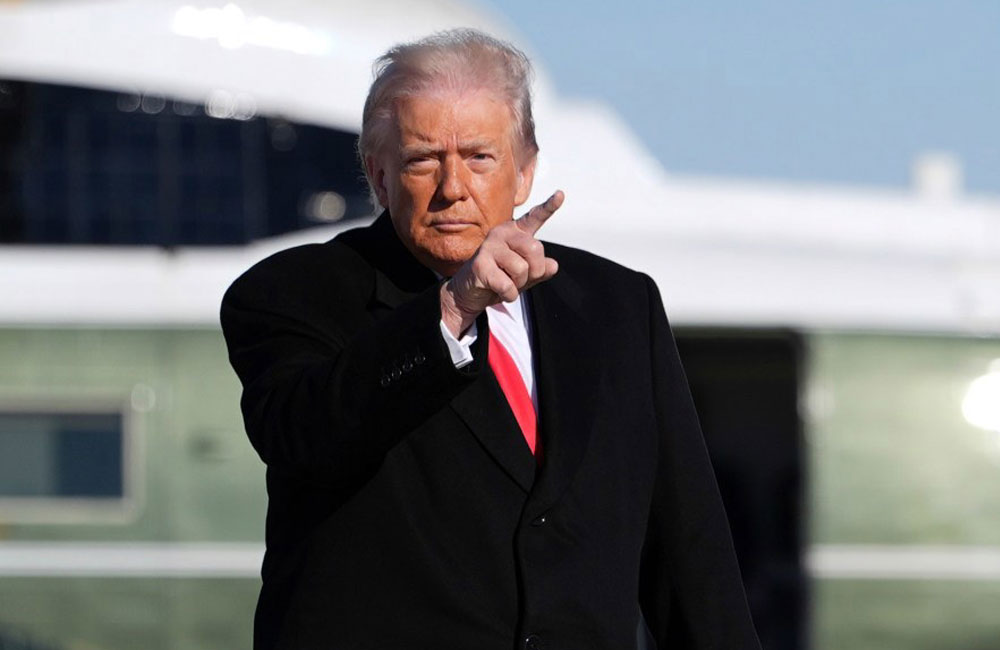 Trump threatens new tariffs on countries opposed to Greenland takeover