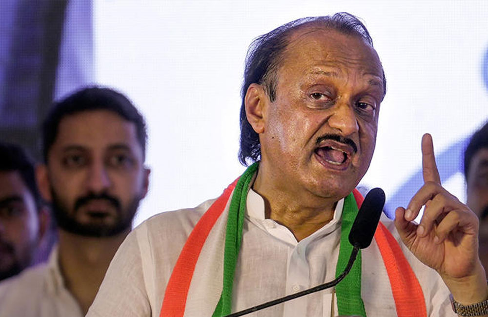 Maharashtra Deputy CM dies in plane crash in India