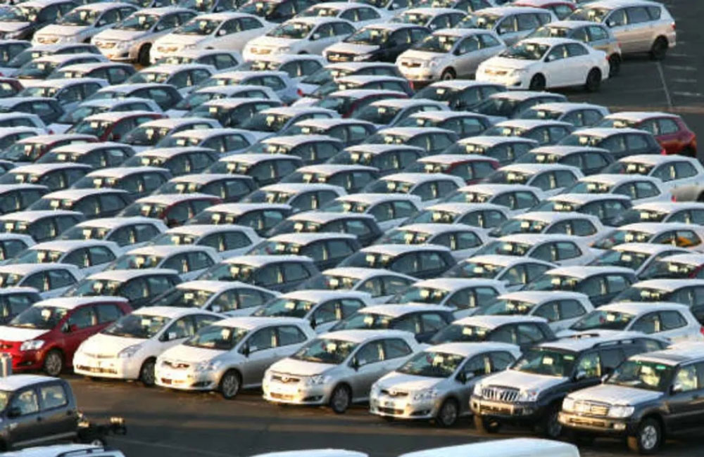 Vehicle Prices May Rise Temporarily Amid Import Surcharges and Leasing Rule Changes