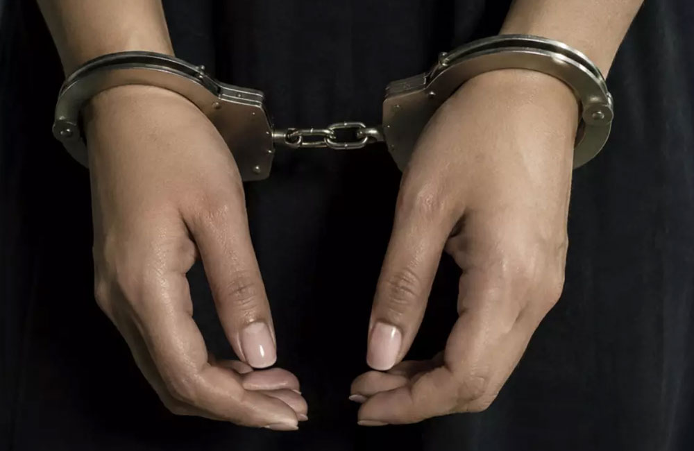 Woman Arrested in Rathmalana With Illicit Liquor Worth Rs. 1.6 Million